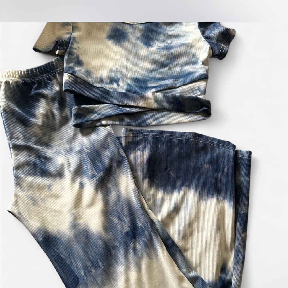 SHEIN Blue and Cream Tie-Dye Jumpsuit